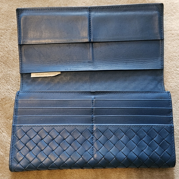 Blue Woven Bottega Veneta Wallet - Picture 2 of 11